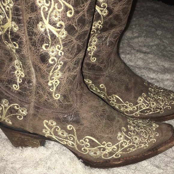 Corral Western Boots - Picture 3 of 5